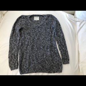 Abercrombie Kids Grey sweater S juniors girl shiny